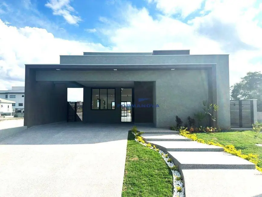 Casa de Condomínio com 3 quartos à venda, 360m2 em Vargem Grande Paulista - SP - imagem 4 Foto 4 de Casa de Condomínio com 3 quartos à venda, 360m2 em Vargem Grande Paulista - SP