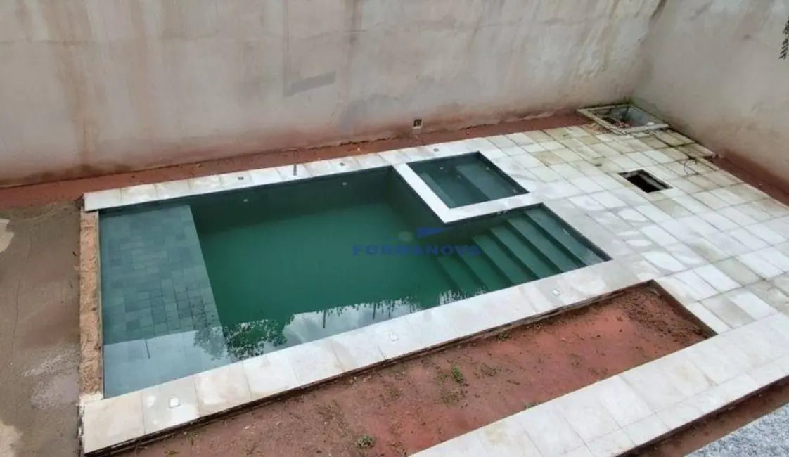 Foto 3 de Casa de Condomínio com 3 quartos à venda, 530m2 em Nova Fazendinha, Carapicuiba - SP