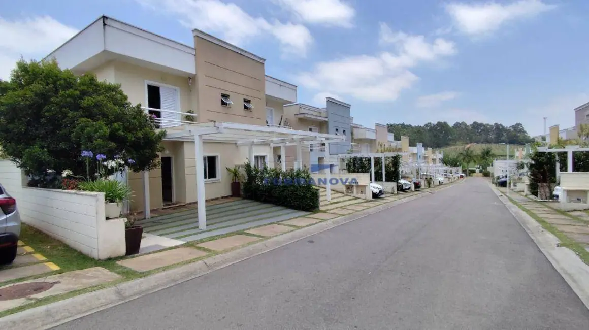 Casa de Condomínio com 3 quartos à venda, 133m2 em Jardim Belizário, Cotia - SP - imagem 2 Foto 2 de Casa de Condomínio com 3 quartos à venda, 133m2 em Jardim Belizário, Cotia - SP