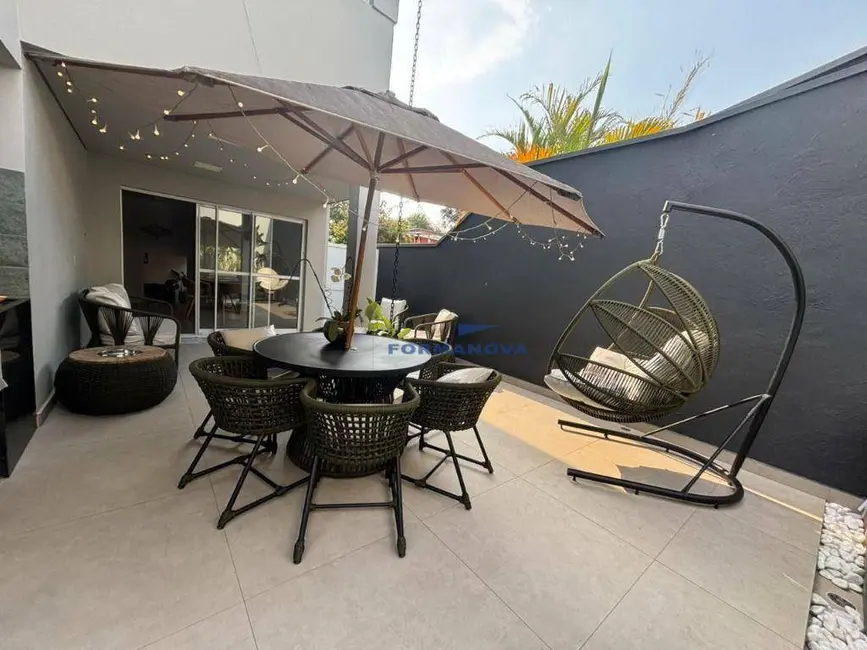 Foto 9 de Casa de Condomínio com 3 quartos à venda, 300m2 em Chácara Ondas Verdes, Cotia - SP