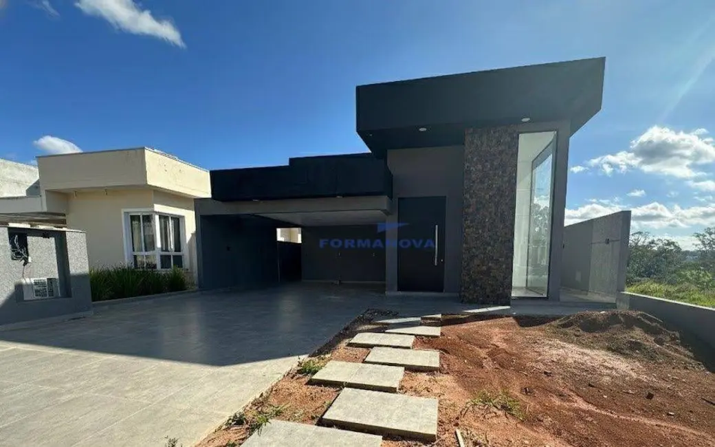 Foto 2 de Casa de Condomínio com 3 quartos à venda, 360m2 em Parque Dom Henrique, Cotia - SP