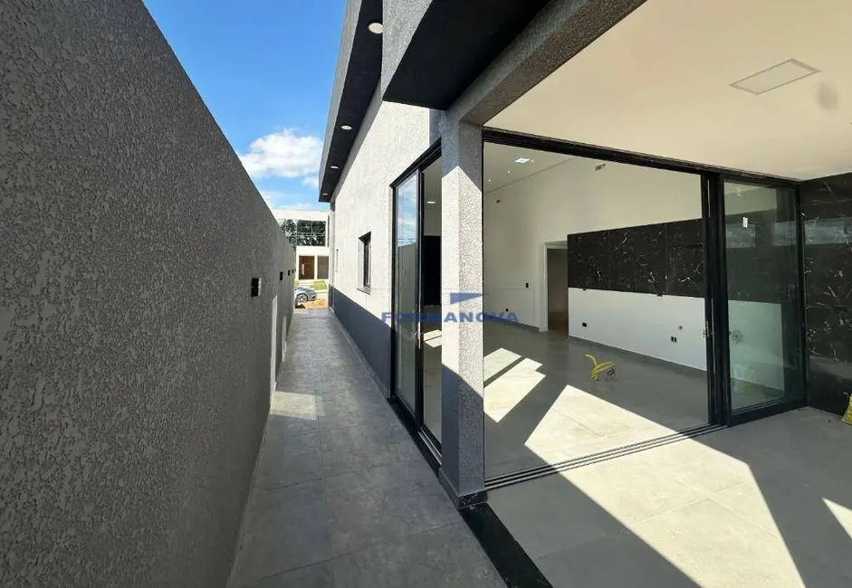 Foto 4 de Casa de Condomínio com 3 quartos à venda, 360m2 em Parque Dom Henrique, Cotia - SP