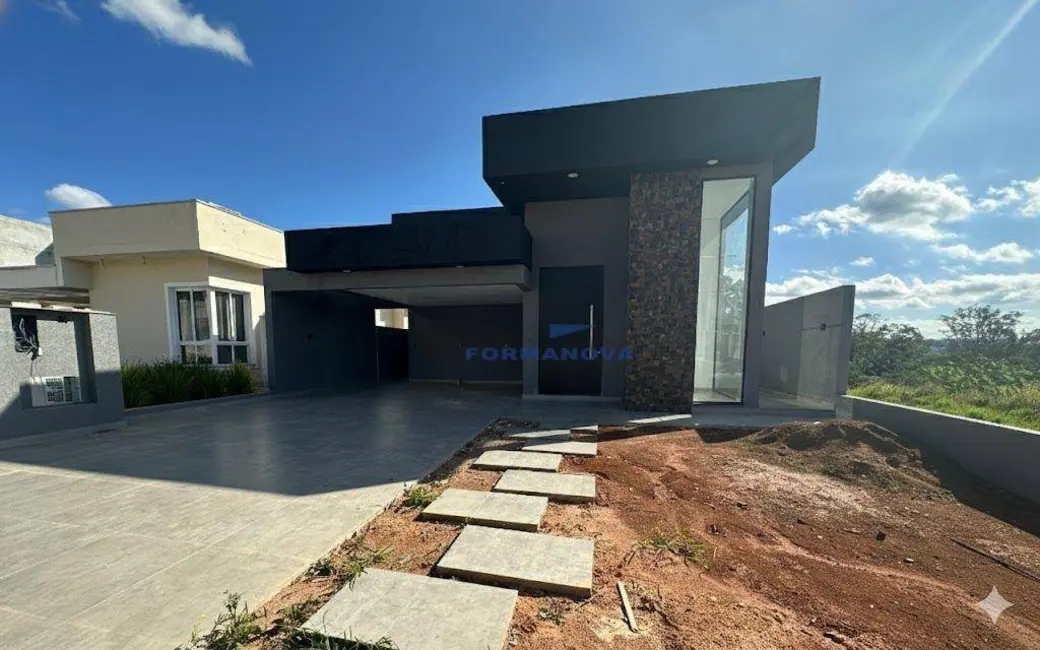 Foto 2 de Casa de Condomínio com 3 quartos à venda, 360m2 em Parque Dom Henrique, Cotia - SP