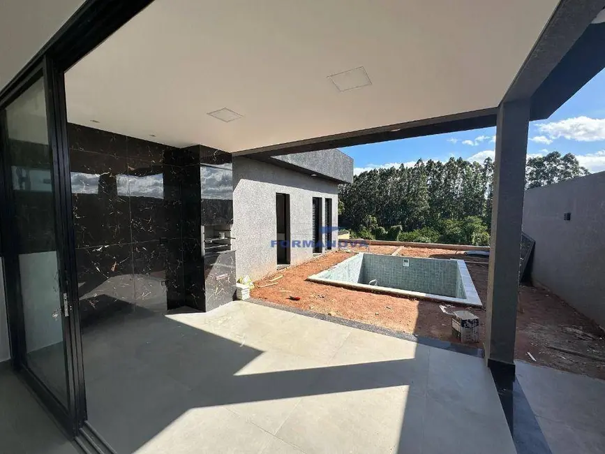 Foto 3 de Casa de Condomínio com 3 quartos à venda, 360m2 em Parque Dom Henrique, Cotia - SP