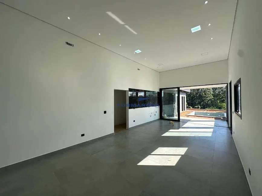 Foto 9 de Casa de Condomínio com 3 quartos à venda, 360m2 em Parque Dom Henrique, Cotia - SP