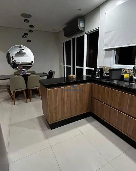 Casa de Condomínio com 3 quartos à venda, 174m2 em Cotia - SP - imagem 8 Foto 8 de Casa de Condomínio com 3 quartos à venda, 174m2 em Cotia - SP