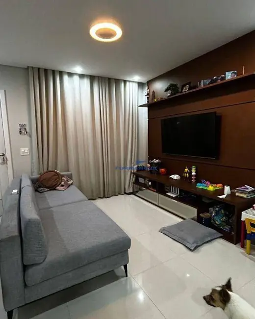 Casa de Condomínio com 3 quartos à venda, 174m2 em Cotia - SP - imagem 2 Foto 2 de Casa de Condomínio com 3 quartos à venda, 174m2 em Cotia - SP