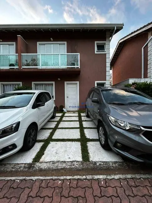 Casa de Condomínio com 3 quartos à venda, 174m2 em Cotia - SP - imagem 1 Foto 1 de Casa de Condomínio com 3 quartos à venda, 174m2 em Cotia - SP