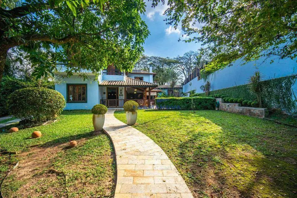 Casa de Condomínio com 4 quartos à venda, 981m2 em Granja Viana, Cotia - SP - imagem 3 Foto 3 de Casa de Condomínio com 4 quartos à venda, 981m2 em Granja Viana, Cotia - SP