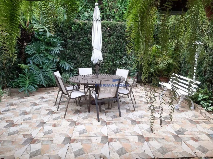 Casa de Condomínio com 3 quartos à venda, 199m2 em Parque Rincão, Cotia - SP - imagem 2 Foto 2 de Casa de Condomínio com 3 quartos à venda, 199m2 em Parque Rincão, Cotia - SP