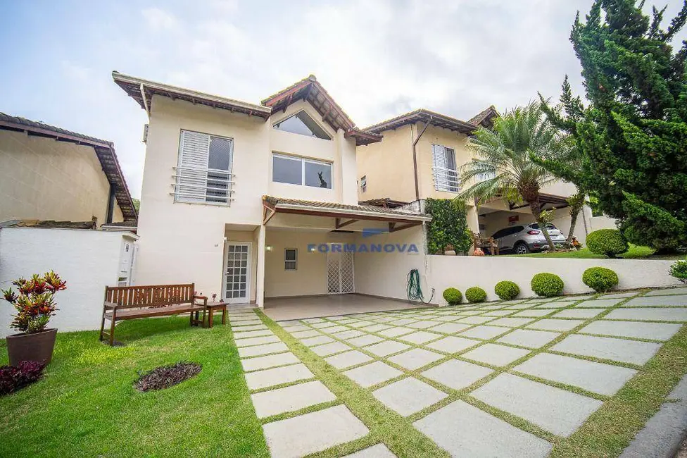 Casa de Condomínio com 3 quartos à venda, 260m2 em Horizontal Park, Cotia - SP - imagem 2 Foto 2 de Casa de Condomínio com 3 quartos à venda, 260m2 em Horizontal Park, Cotia - SP