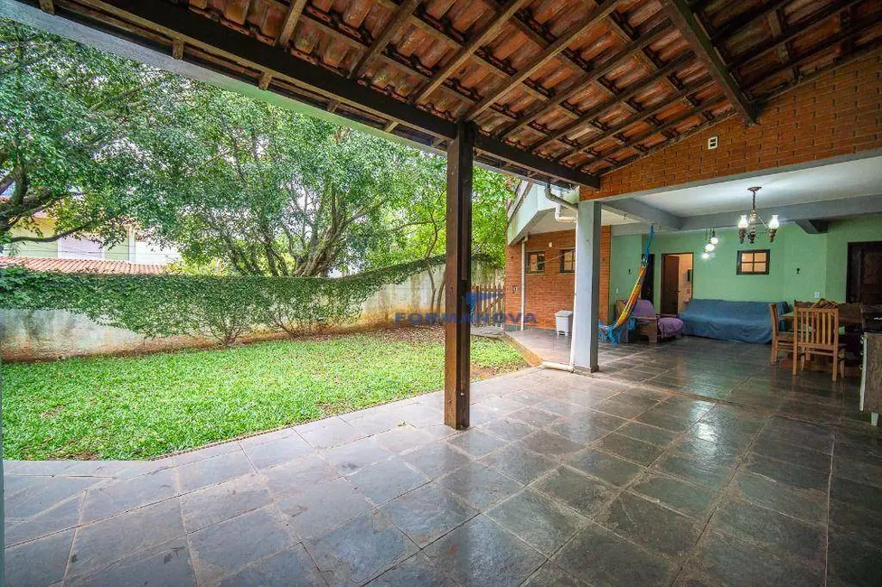Foto 8 de Casa de Condomínio com 3 quartos à venda, 300m2 em Chácara das Paineiras, Carapicuiba - SP