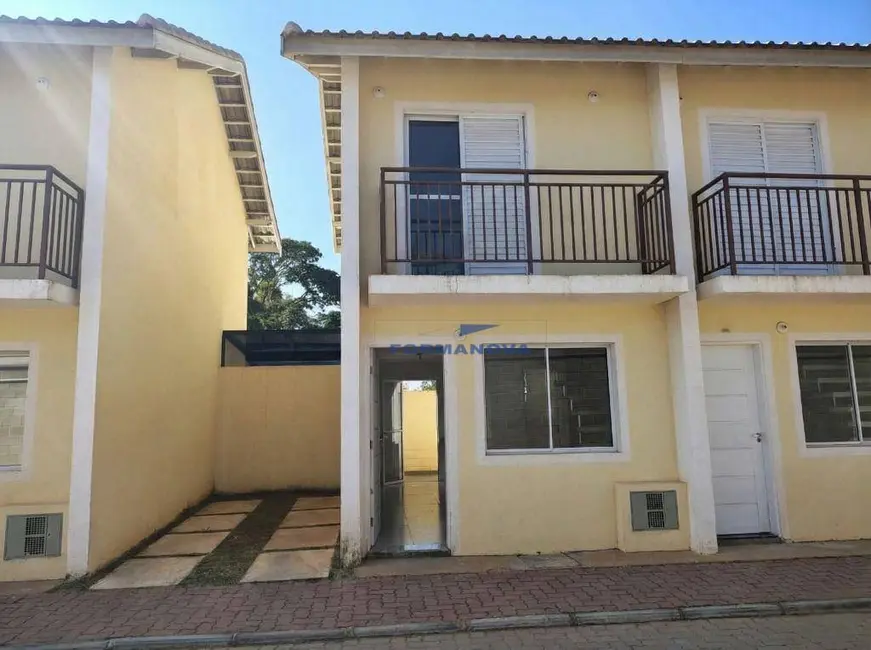 Foto 1 de Casa de Condomínio com 2 quartos para alugar, 97m2 em Chácara Ondas Verdes, Cotia - SP