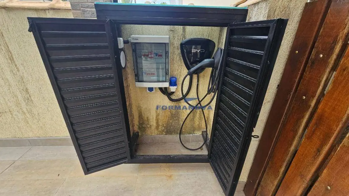 Foto 4 de Casa de Condomínio com 3 quartos à venda, 252m2 em Pitas, Cotia - SP