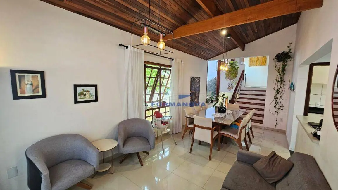 Foto 5 de Casa de Condomínio com 3 quartos à venda, 252m2 em Pitas, Cotia - SP