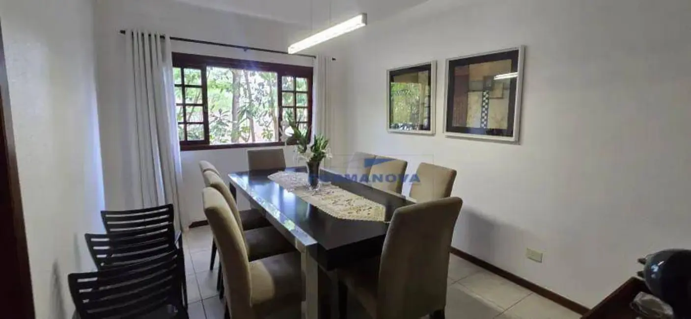 Foto 7 de Casa de Condomínio com 4 quartos à venda, 600m2 em Jardim do Golf I, Jandira - SP