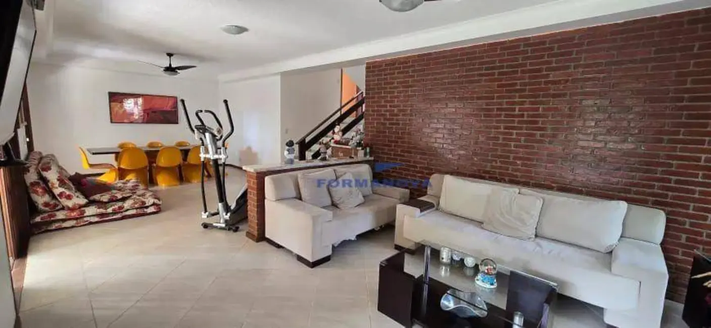 Foto 3 de Casa de Condomínio com 4 quartos à venda, 600m2 em Jardim do Golf I, Jandira - SP