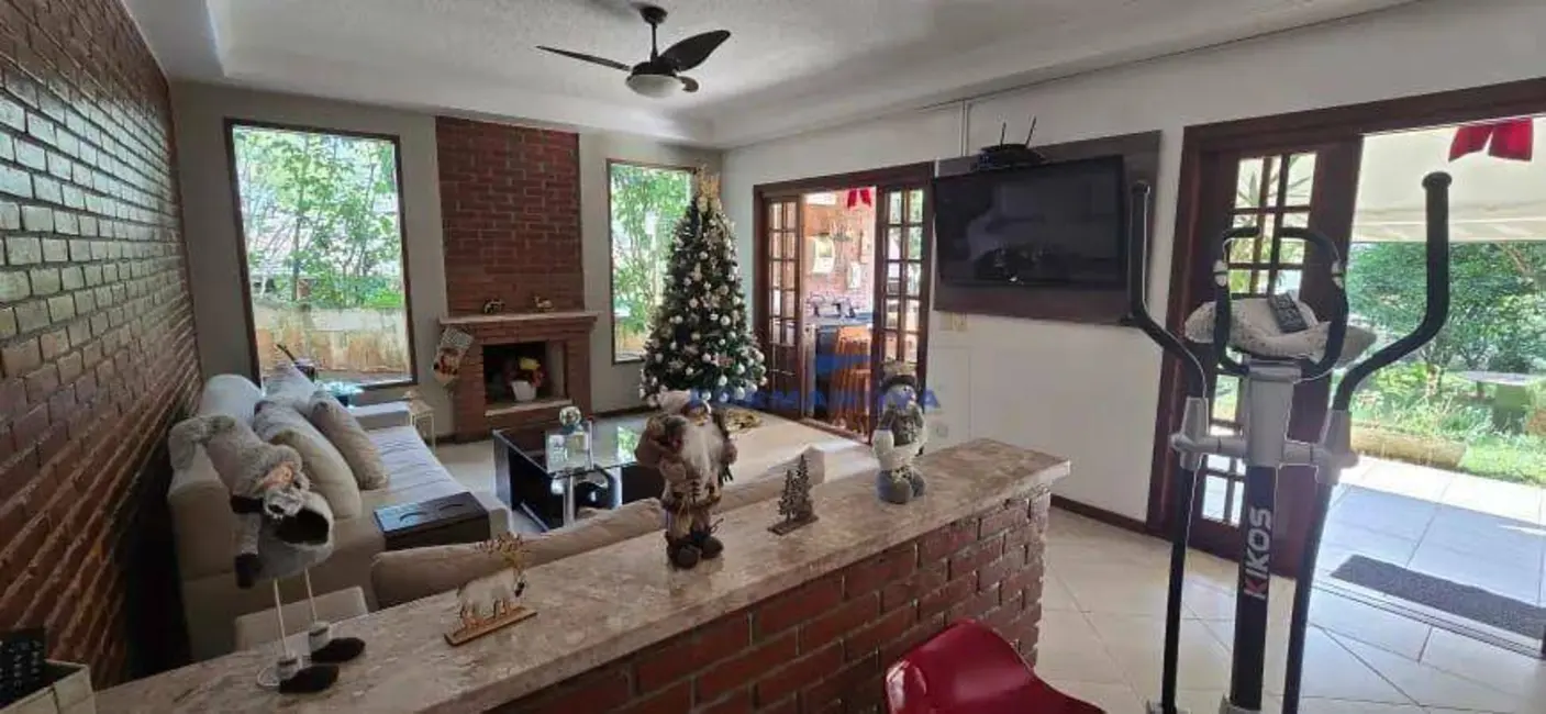 Foto 2 de Casa de Condomínio com 4 quartos à venda, 600m2 em Jardim do Golf I, Jandira - SP