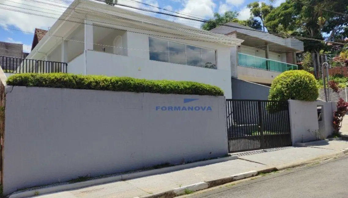 Casa de Condomínio com 3 quartos à venda e para alugar, 500m2 em Jardim Belizário, Cotia - SP - imagem 3 Foto 3 de Casa de Condomínio com 3 quartos à venda e para alugar, 500m2 em Jardim Belizário, Cotia - SP