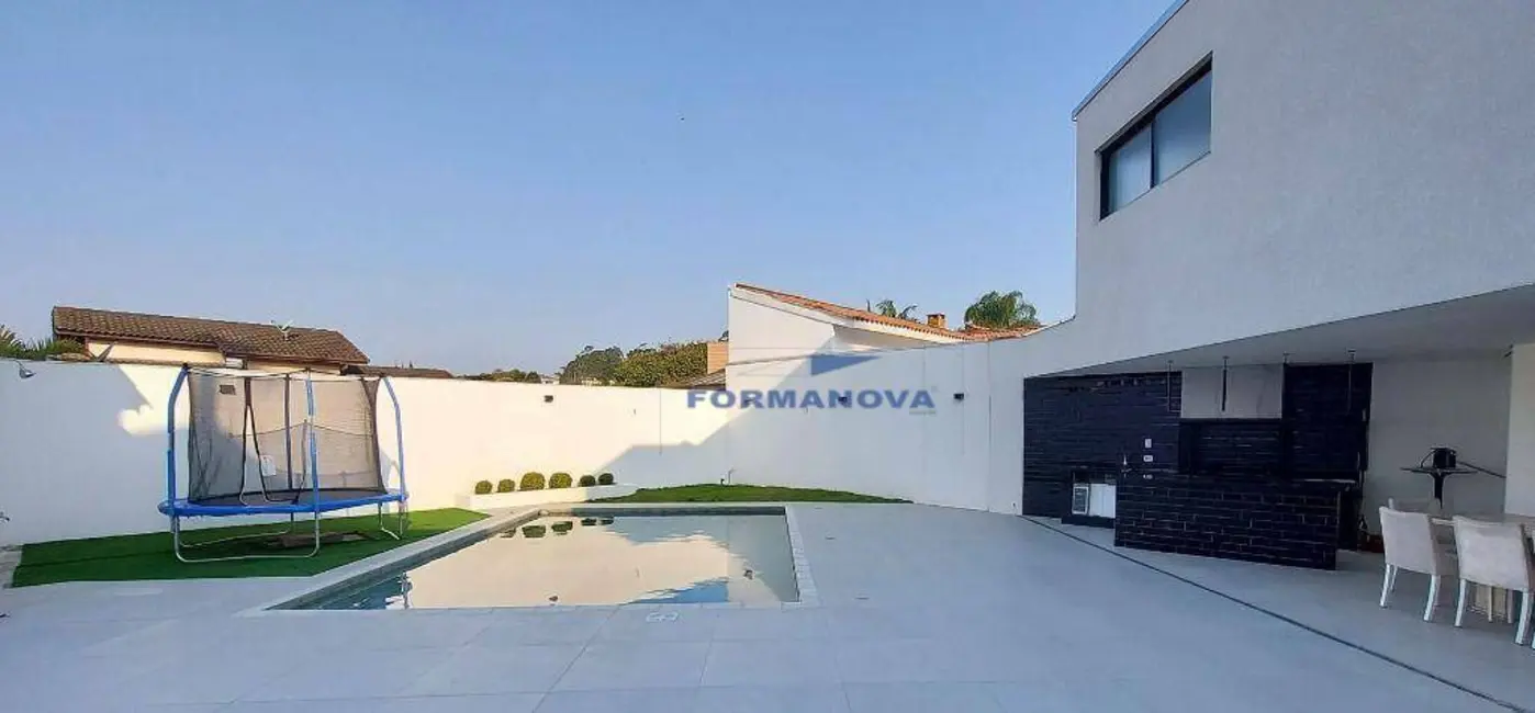 Foto 4 de Casa de Condomínio com 6 quartos à venda e para alugar, 528m2 em São Paulo II, Cotia - SP