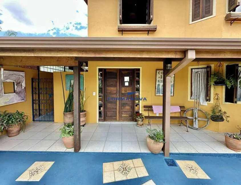 Casa de Condomínio com 3 quartos à venda, 600m2 em Jardim do Golf I, Jandira - SP - imagem 6 Foto 6 de Casa de Condomínio com 3 quartos à venda, 600m2 em Jardim do Golf I, Jandira - SP