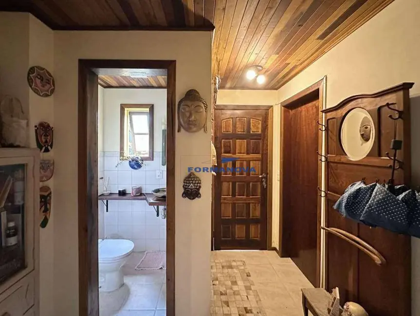 Casa de Condomínio com 3 quartos à venda, 600m2 em Jardim do Golf I, Jandira - SP - imagem 9 Foto 9 de Casa de Condomínio com 3 quartos à venda, 600m2 em Jardim do Golf I, Jandira - SP