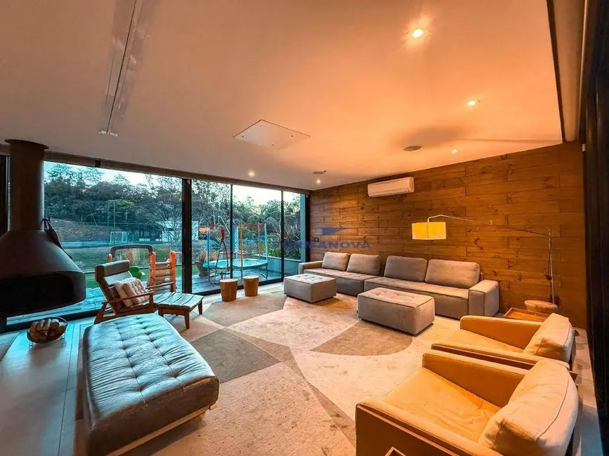 Casa de Condomínio com 4 quartos à venda, 681m2 em Jardim do Golf I, Jandira - SP - imagem 4 Foto 4 de Casa de Condomínio com 4 quartos à venda, 681m2 em Jardim do Golf I, Jandira - SP