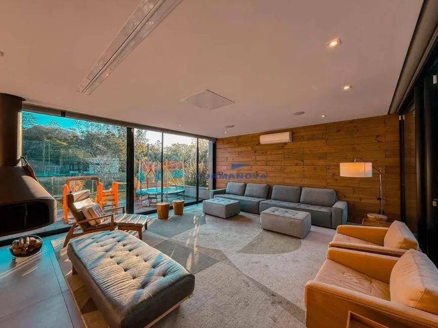 Casa de Condomínio com 4 quartos à venda, 681m2 em Jardim do Golf I, Jandira - SP - imagem 6 Foto 6 de Casa de Condomínio com 4 quartos à venda, 681m2 em Jardim do Golf I, Jandira - SP