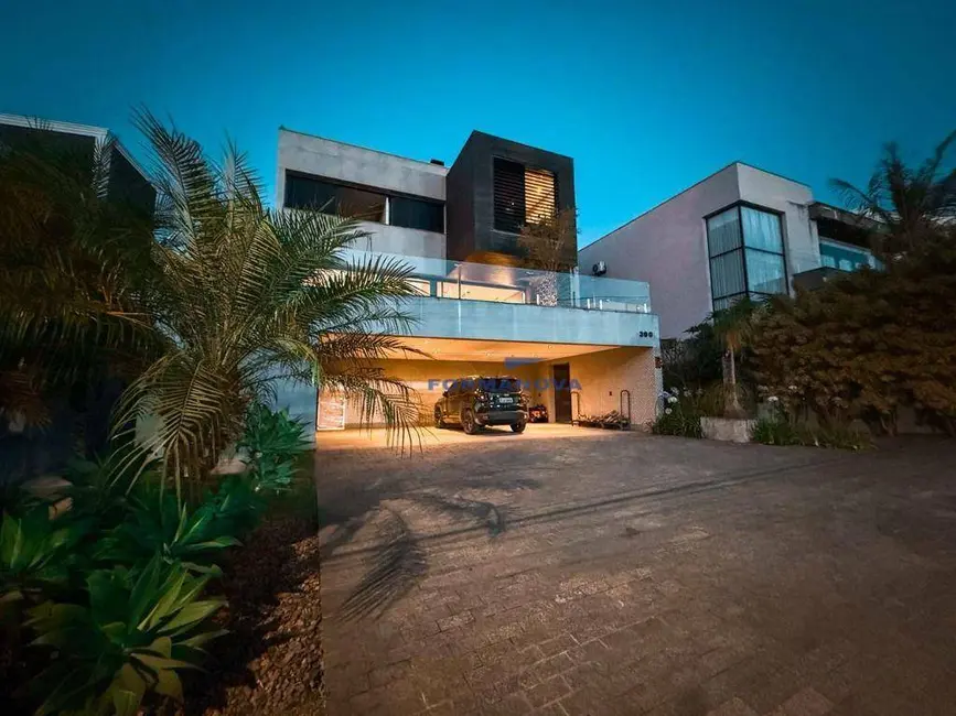 Casa de Condomínio com 4 quartos à venda, 681m2 em Jardim do Golf I, Jandira - SP - imagem 3 Foto 3 de Casa de Condomínio com 4 quartos à venda, 681m2 em Jardim do Golf I, Jandira - SP