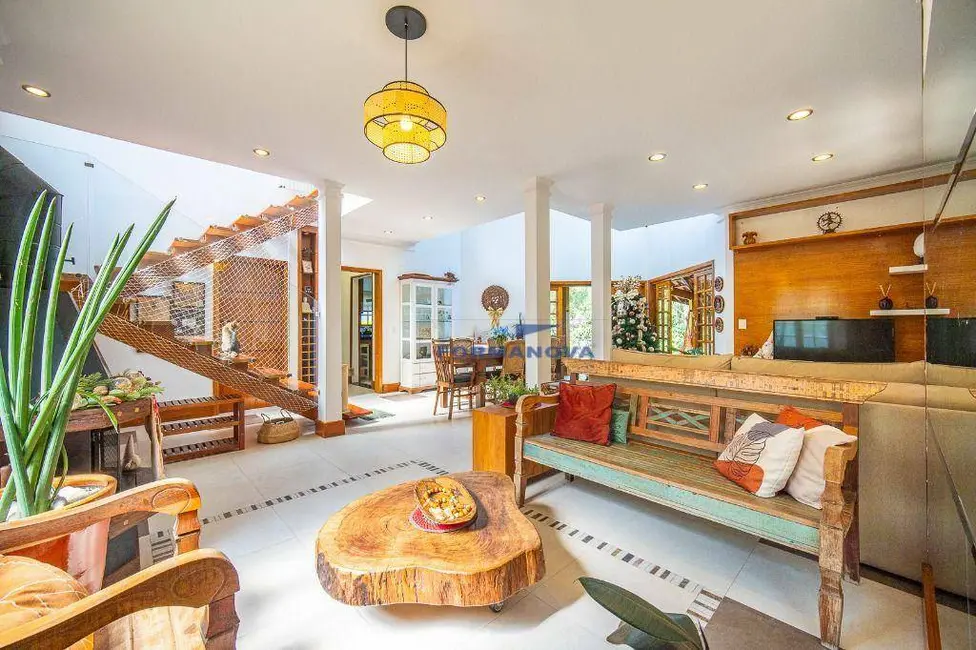 Foto 6 de Casa de Condomínio com 3 quartos à venda, 700m2 em Embu Das Artes - SP