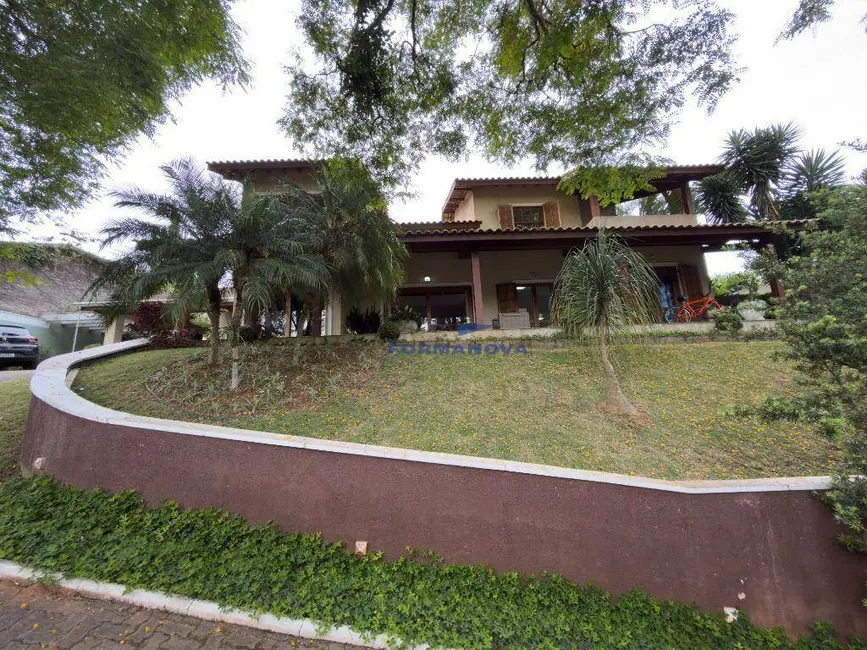 Casa de Condomínio com 5 quartos à venda, 1500m2 em Algarve, Cotia - SP - imagem 2 Foto 2 de Casa de Condomínio com 5 quartos à venda, 1500m2 em Algarve, Cotia - SP