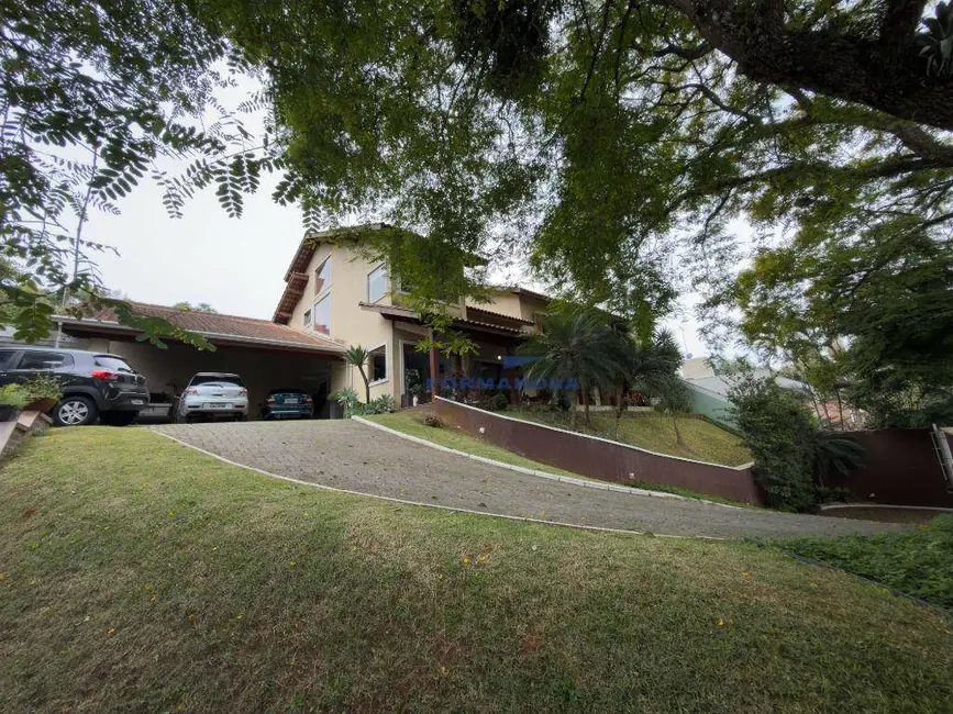 Casa de Condomínio com 5 quartos à venda, 1500m2 em Algarve, Cotia - SP - imagem 3 Foto 3 de Casa de Condomínio com 5 quartos à venda, 1500m2 em Algarve, Cotia - SP