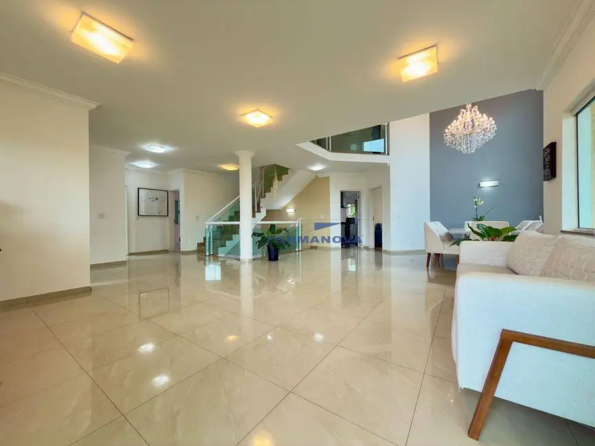 Foto 3 de Casa de Condomínio com 4 quartos à venda e para alugar, 669m2 em Embu Das Artes - SP