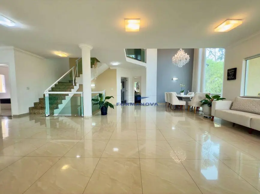 Foto 4 de Casa de Condomínio com 4 quartos à venda e para alugar, 669m2 em Embu Das Artes - SP