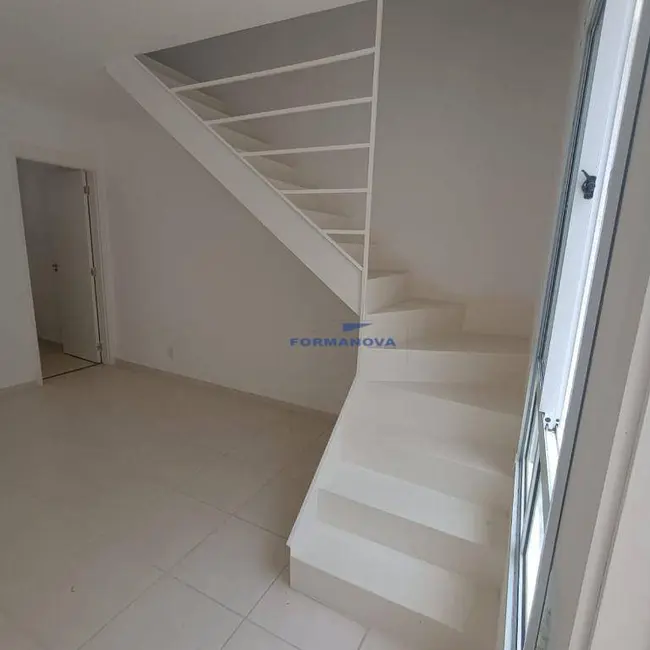 Foto 3 de Casa de Condomínio com 2 quartos à venda, 100m2 em Jardim Sandra, Cotia - SP