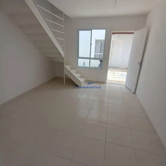 Foto 4 de Casa de Condomínio com 2 quartos à venda, 100m2 em Jardim Sandra, Cotia - SP