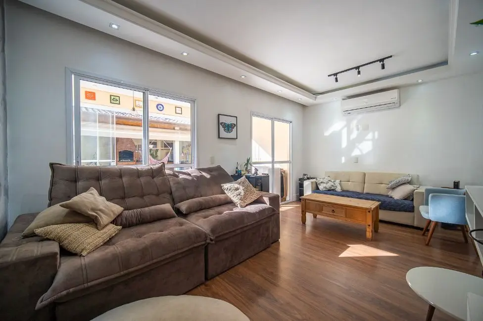 Casa de Condomínio com 3 quartos à venda e para alugar, 120m2 em Parque Rincão, Cotia - SP - imagem 4 Foto 4 de Casa de Condomínio com 3 quartos à venda e para alugar, 120m2 em Parque Rincão, Cotia - SP