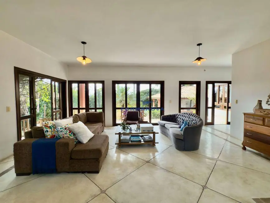 Foto 1 de Casa de Condomínio com 3 quartos à venda, 700m2 em Embu Das Artes - SP