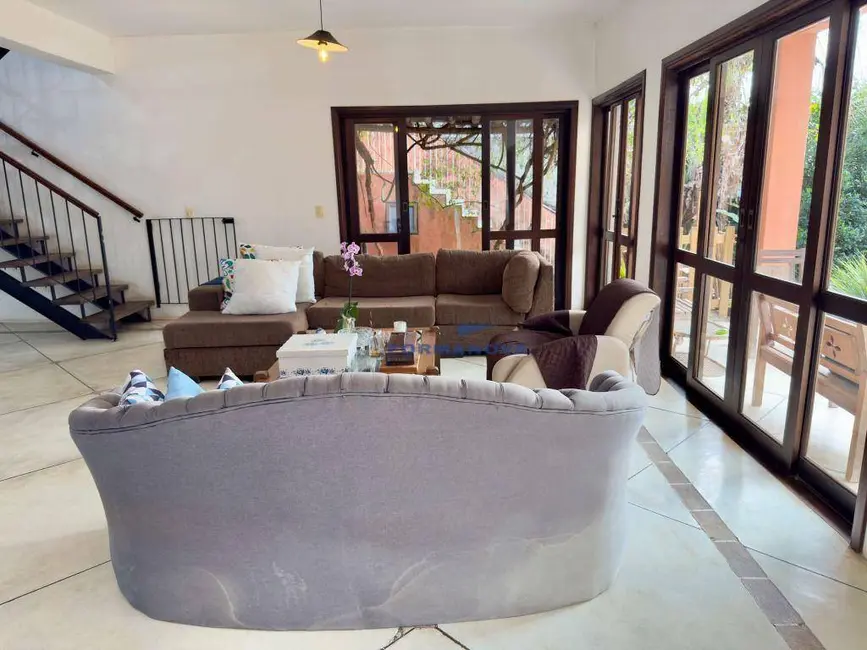 Foto 7 de Casa de Condomínio com 3 quartos à venda, 700m2 em Embu Das Artes - SP