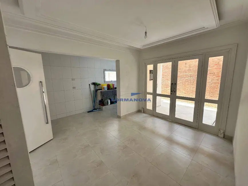 Casa de Condomínio com 4 quartos à venda, 600m2 em Terras do Madeira, Carapicuiba - SP - imagem 2 Foto 2 de Casa de Condomínio com 4 quartos à venda, 600m2 em Terras do Madeira, Carapicuiba - SP