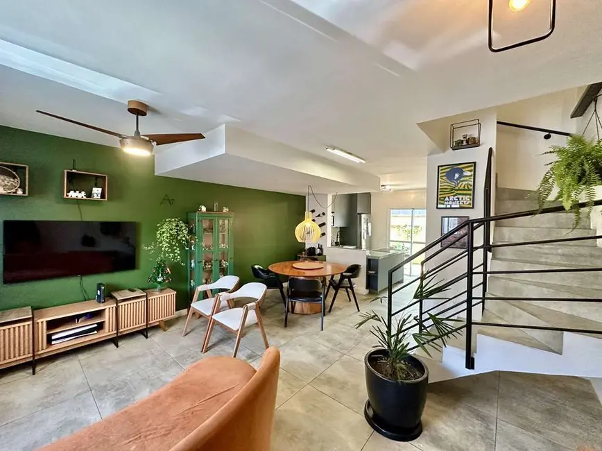 Foto 3 de Casa de Condomínio com 3 quartos à venda, 102m2 em Granja Viana, Cotia - SP