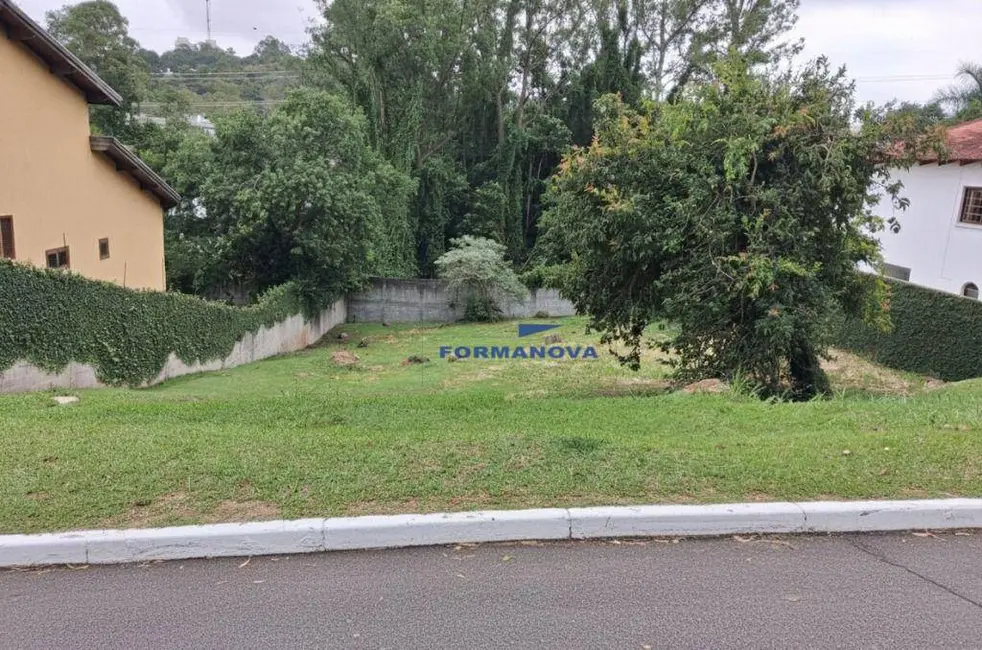 Foto 1 de Terreno / Lote à venda, 1025m2 em Jardim do Golf I, Jandira - SP