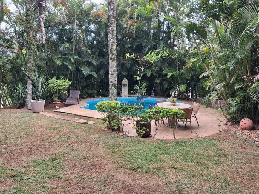 Foto 3 de Casa de Condomínio com 3 quartos à venda, 719m2 em Jardim do Golf I, Jandira - SP