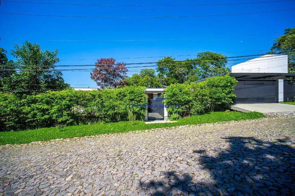 Foto 3 de Casa de Condomínio com 3 quartos à venda, 1938m2 em Paisagem Renoir, Cotia - SP