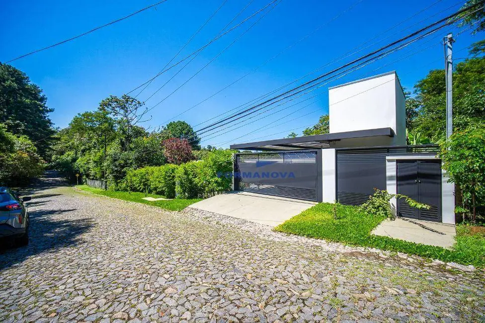 Foto 2 de Casa de Condomínio com 3 quartos à venda, 1938m2 em Paisagem Renoir, Cotia - SP