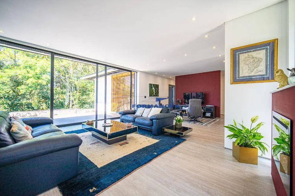 Foto 9 de Casa de Condomínio com 3 quartos à venda, 1938m2 em Paisagem Renoir, Cotia - SP