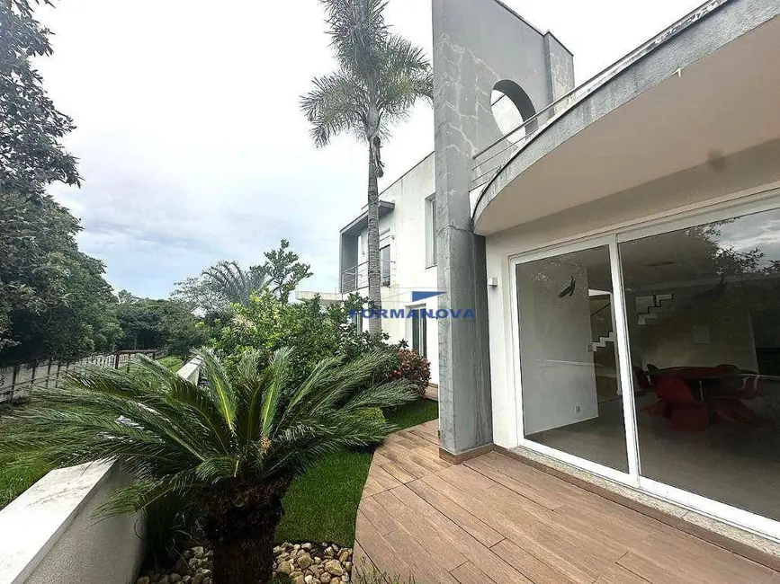 Casa de Condomínio com 3 quartos à venda e para alugar, 600m2 em Jardim do Golf I, Jandira - SP - imagem 6 Foto 6 de Casa de Condomínio com 3 quartos à venda e para alugar, 600m2 em Jardim do Golf I, Jandira - SP