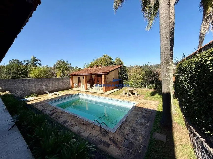Foto 2 de Casa de Condomínio com 3 quartos à venda, 640m2 em Jardim do Golf I, Jandira - SP