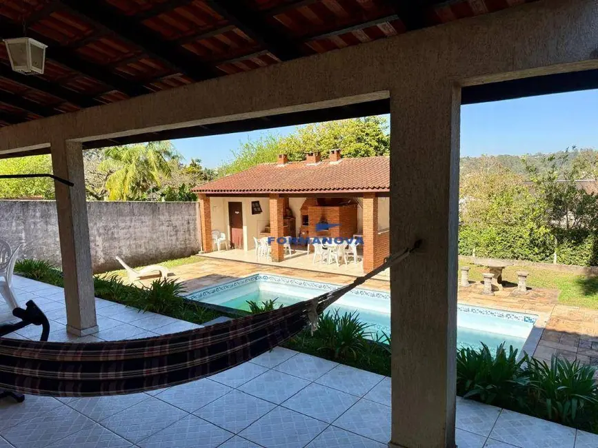 Foto 4 de Casa de Condomínio com 3 quartos à venda, 640m2 em Jardim do Golf I, Jandira - SP