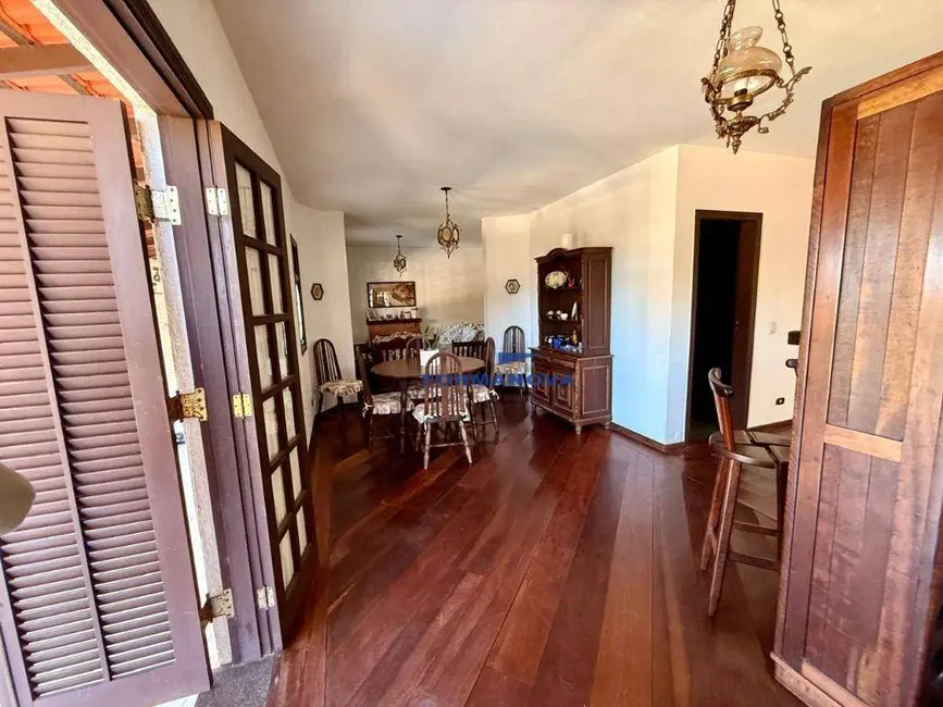 Foto 8 de Casa de Condomínio com 3 quartos à venda, 640m2 em Jardim do Golf I, Jandira - SP